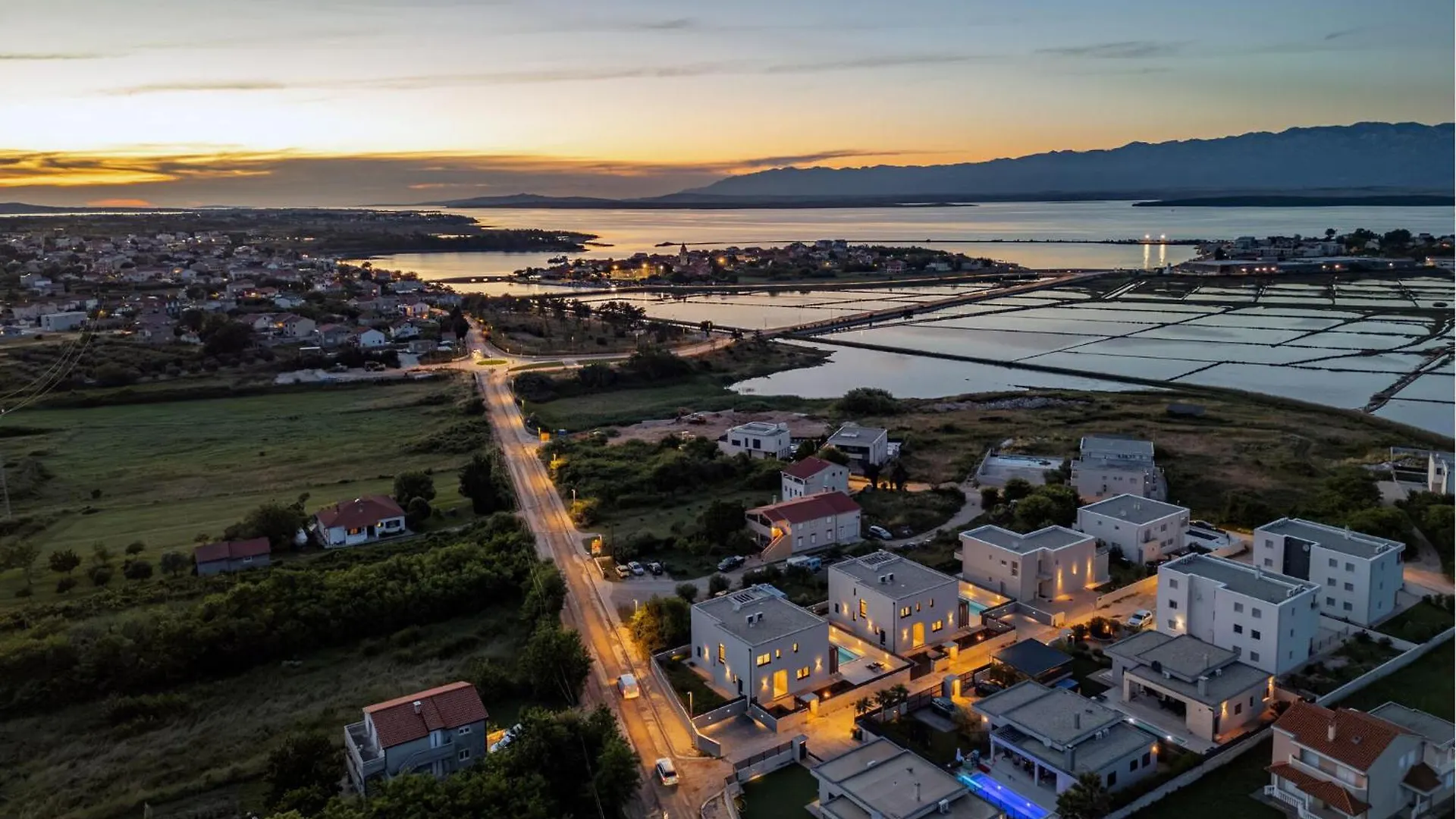 5 Bedroom Stunning Home In Nin